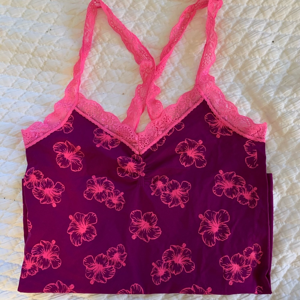 Lace trimmed tank top